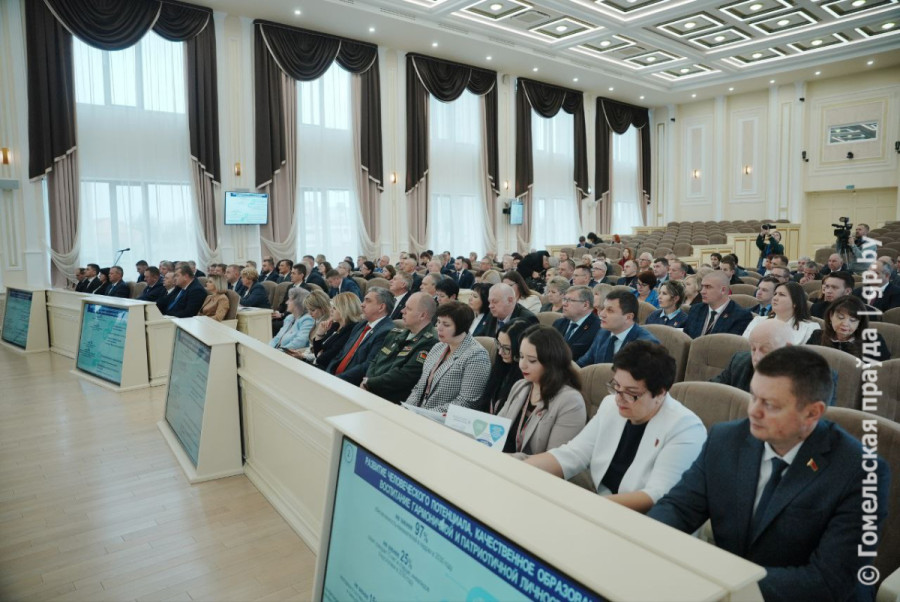 Проект Программы социально-экономического развития Республики Беларусь на 2026-2030 годы обсудили делегаты Всебелорусского народного собрания от Гомельской области