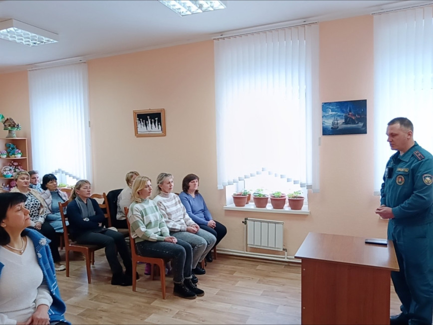 Школа социального работника