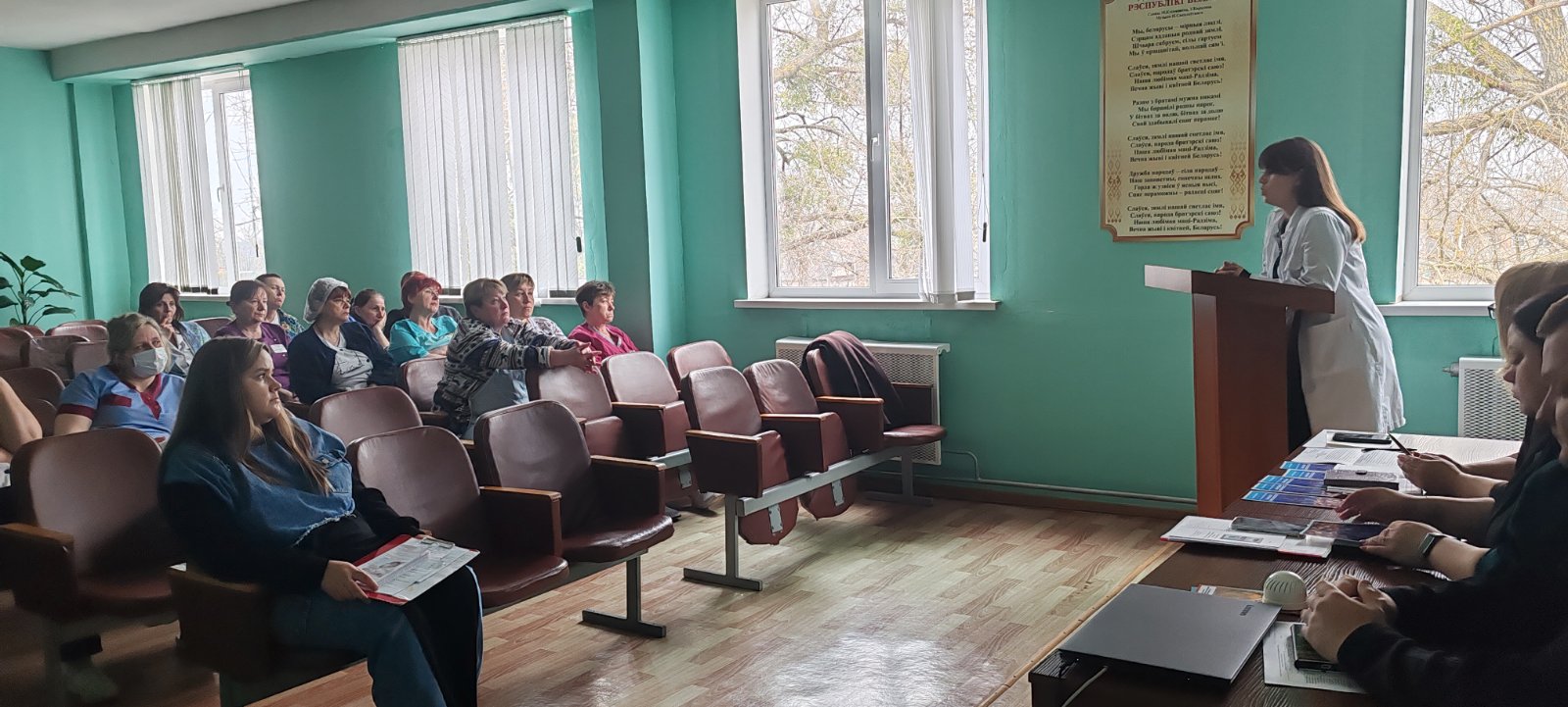 26.03.2026г. в рамках акции «Шаг навстречу» представители различных ведомств встретились с трудовым коллективом УЗ «Лоевская ЦРБ»